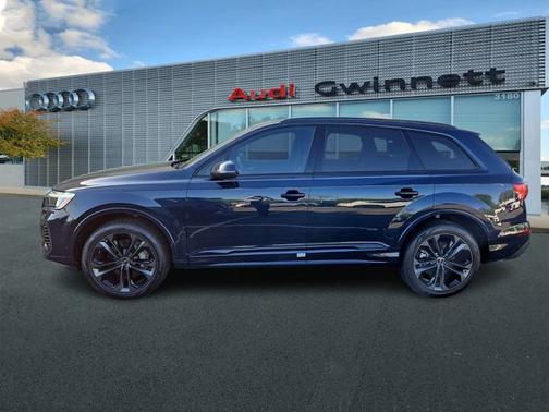 2025 Audi Q7 Premium Plus
