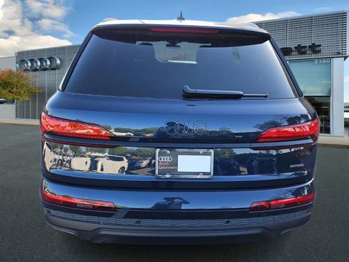 2025 Audi Q7 Premium Plus