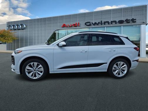2025 Audi Q6 e-tron Premium