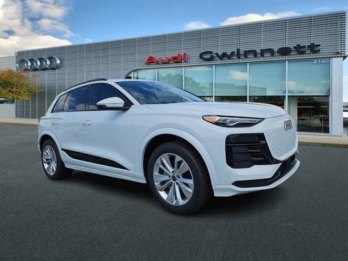 2025 Audi Q6 e-tron Premium