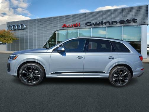 2025 Audi Q7 Prestige