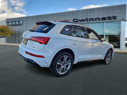 2025 Audi Q5 S line Premium