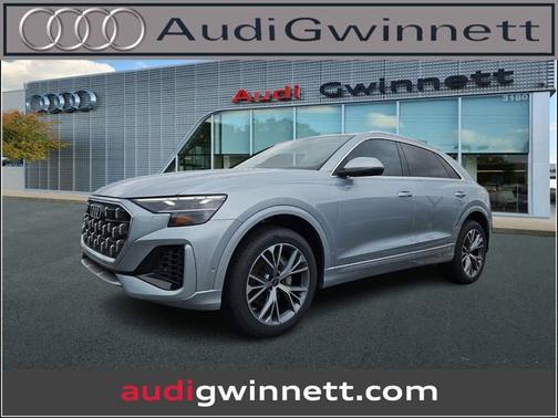 2025 Audi Q8 Premium