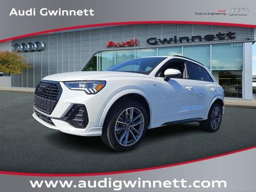 2025 Audi Q3 Premium 45 TFSI S line quattro Tiptronic