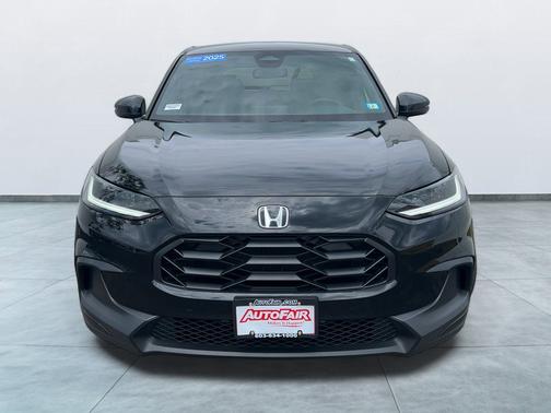 Crystal Black Pearl 2025 Honda HR-V