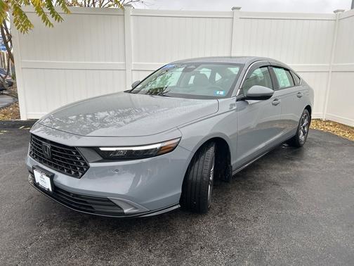 2025 Honda Accord Hybrid 