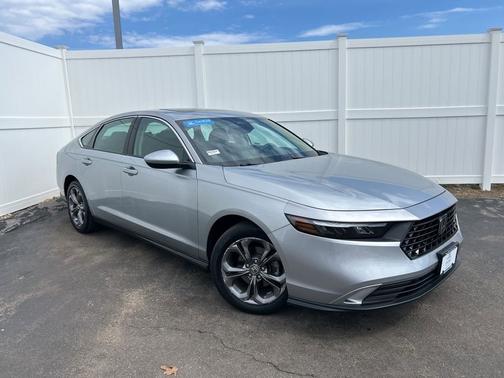 Solar Silver Metallic 2024 Honda Accord