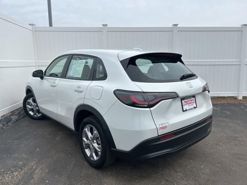 Platinum White Pearl 2023 Honda HR-V