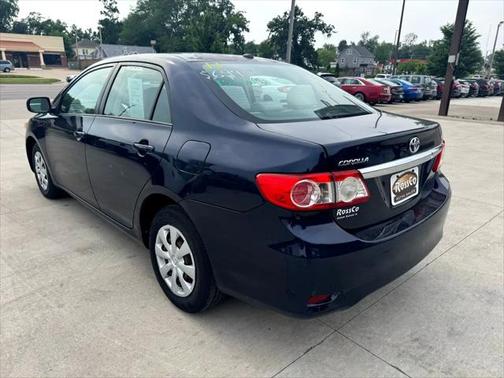 2011 Toyota Corolla LE