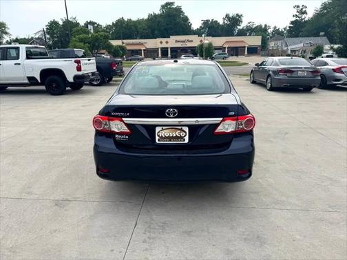 2011 Toyota Corolla LE