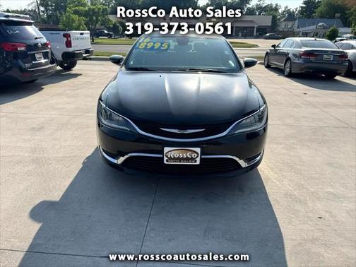 2016 Chrysler 200 Limited