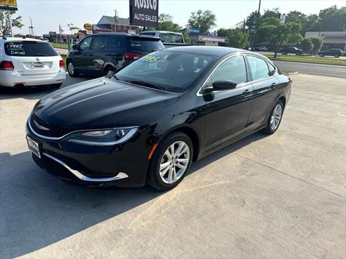 2016 Chrysler 200 Limited