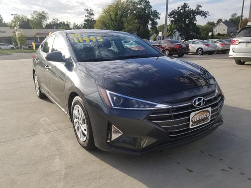 2020 Hyundai ELANTRA SE