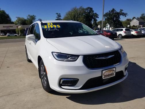 2021 Chrysler Pacifica Touring L
