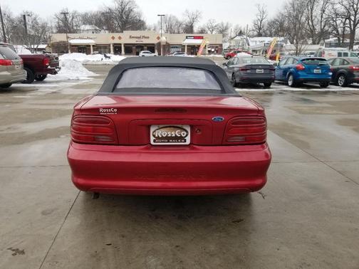 1994 Ford Mustang Base