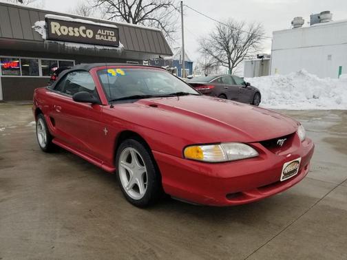 1994 Ford Mustang Base