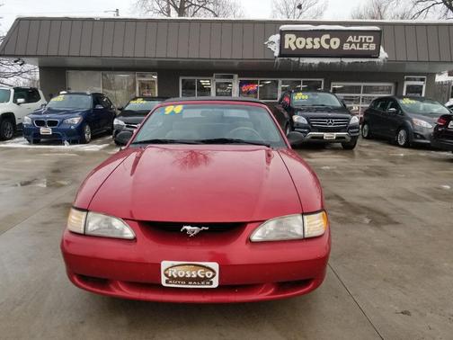 1994 Ford Mustang Base