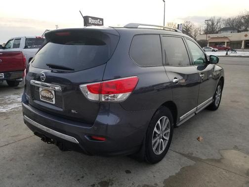 2013 Nissan Pathfinder SL