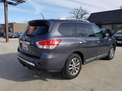 2013 Nissan Pathfinder SL