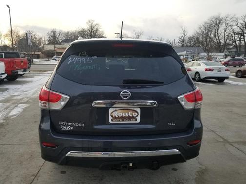 2013 Nissan Pathfinder SL