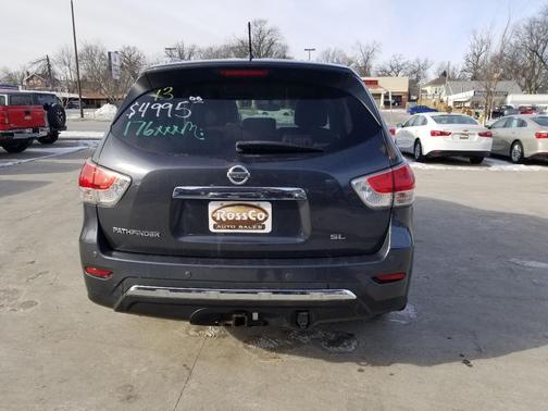 2013 Nissan Pathfinder SL