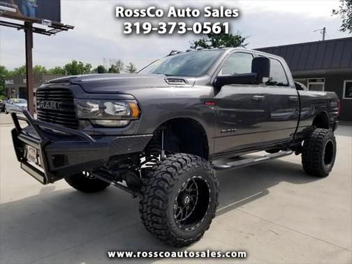 2020 RAM 2500 Big Horn Crew Cab 4X4 6'4' Box