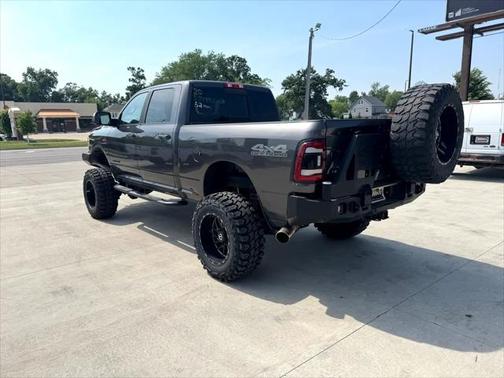 2020 RAM 2500 Big Horn Crew Cab 4X4 6'4' Box