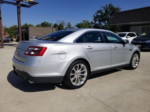 2014 Ford Taurus Limited