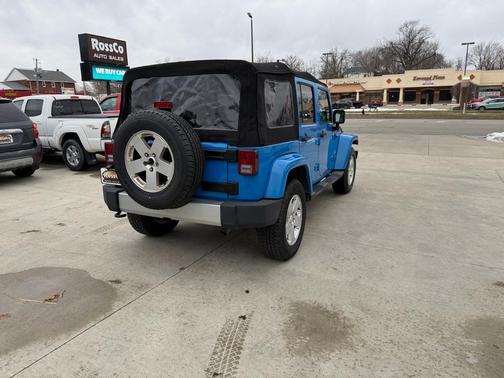 2012 Jeep Wrangler Unlimited Sahara