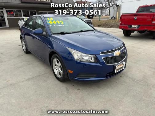 Blue 2013 Chevrolet Cruze 1LT Sedan