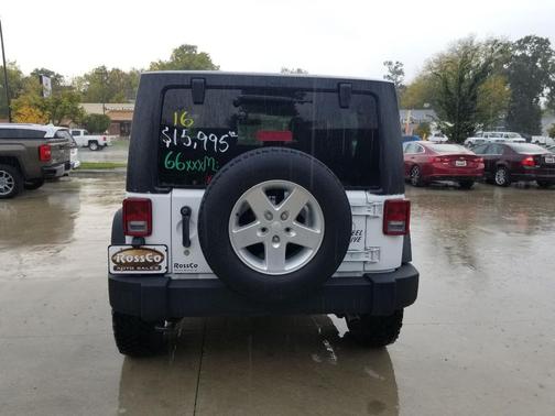 2016 Jeep Wrangler Sport