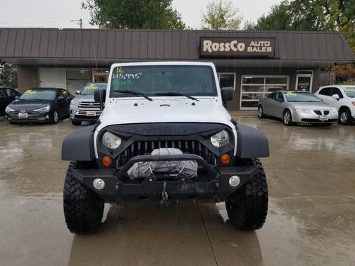 2016 Jeep Wrangler Sport