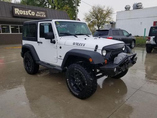 2016 Jeep Wrangler Sport