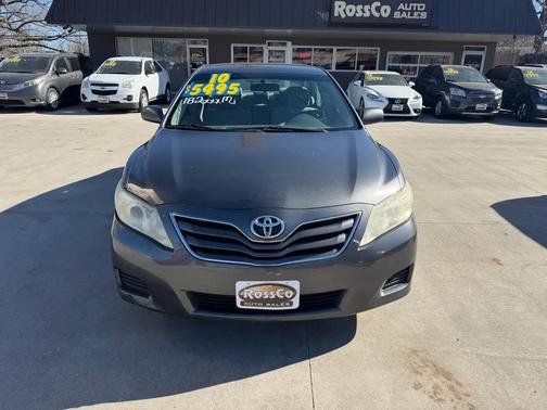 2010 Toyota Camry LE