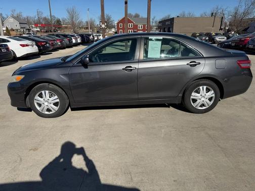 2010 Toyota Camry LE