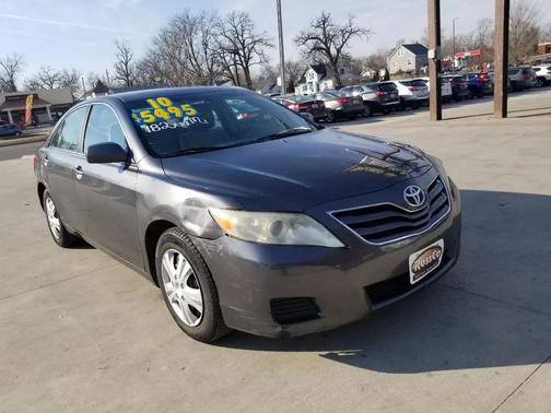 2010 Toyota Camry LE