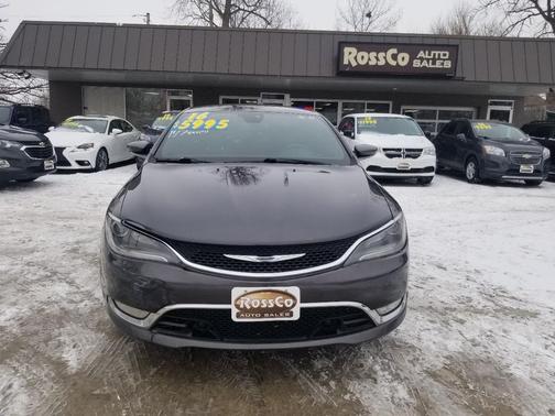 2016 Chrysler 200 C