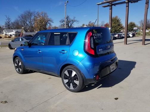 2016 Kia Soul +