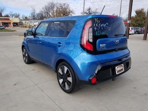 2016 Kia Soul +