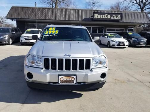 2005 Jeep Grand Cherokee Laredo