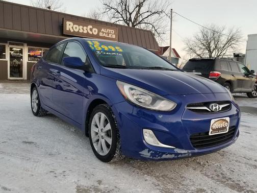 2013 Hyundai Accent GLS