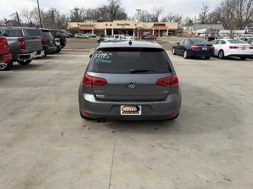 2015 Volkswagen Golf Launch Edition 2-Door