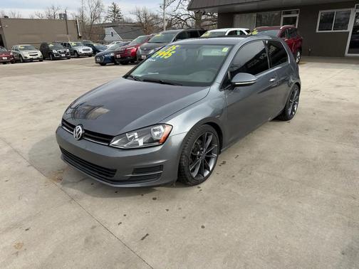 2015 Volkswagen Golf Launch Edition 2-Door