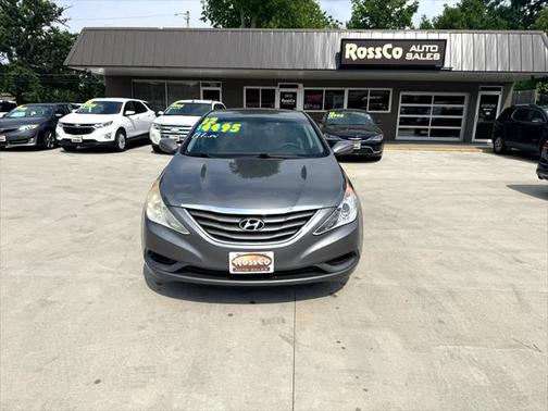 2012 Hyundai SONATA GLS