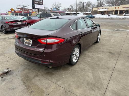 2013 Ford Fusion SE