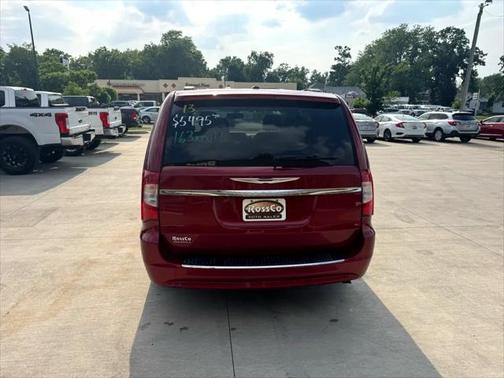 2013 Chrysler Town & Country Touring-L