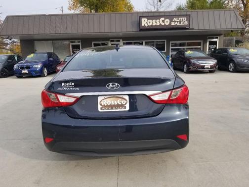 2014 Hyundai SONATA GLS