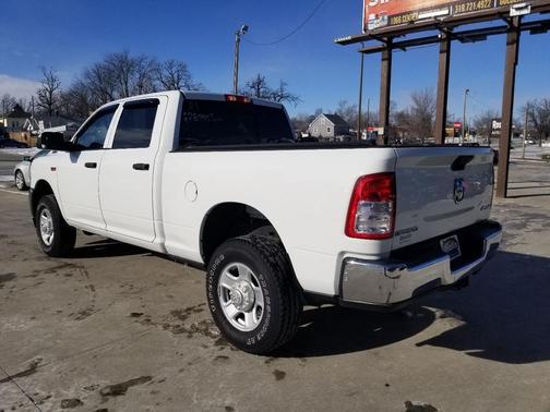 2021 RAM 2500 Tradesman Crew Cab 4x4 6'4' Box