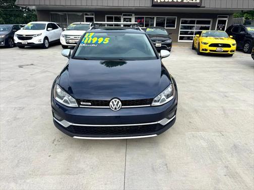 2017 Volkswagen Golf Alltrack TSI S