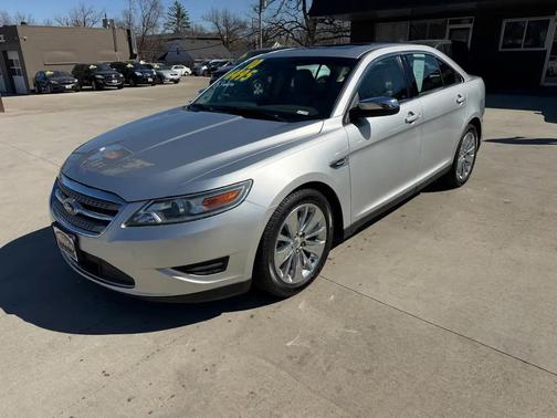 Ingot Silver Metallic 2010 Ford Taurus Limited